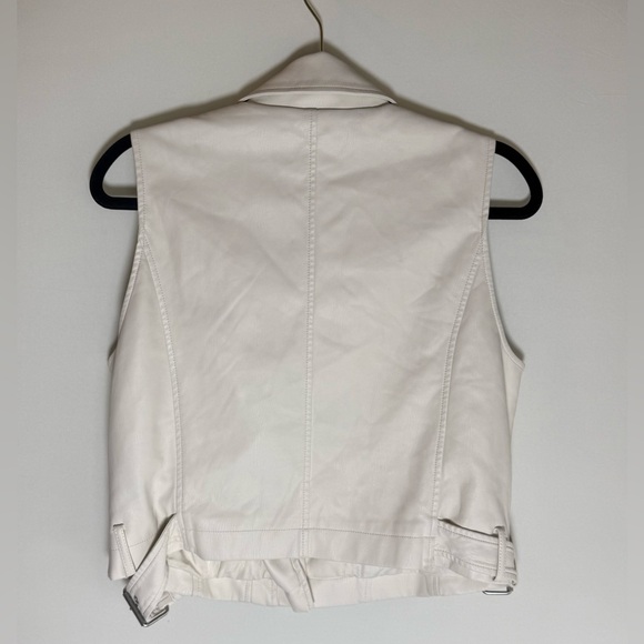 By Anthropologie Cropped Moto Vest white faux leather • Women’s medium - Picture 3 of 7